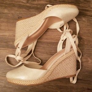 Kelly & Katie Wedges sz 7